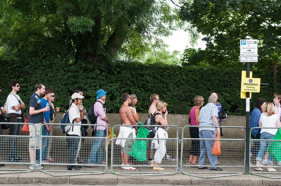 Line waiting to buy Wimbledon tickets